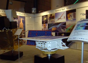 Ein Modell unseres Satelliten beim DLR Kongress in Bremen